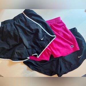 Athletic shorts - Nike, Champion